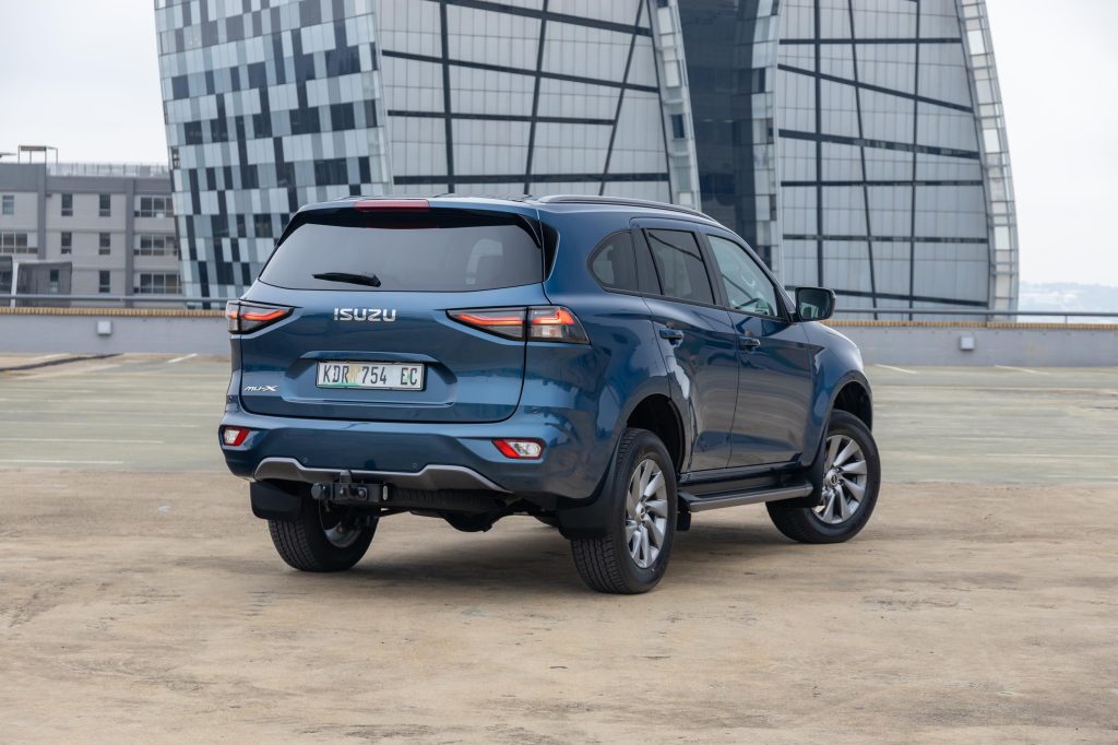 Isuzu mu-X