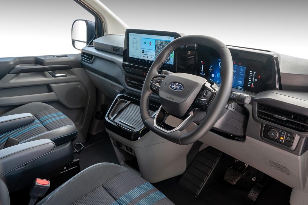 ford,tourneo custom,sport,america,south africa,van,bus