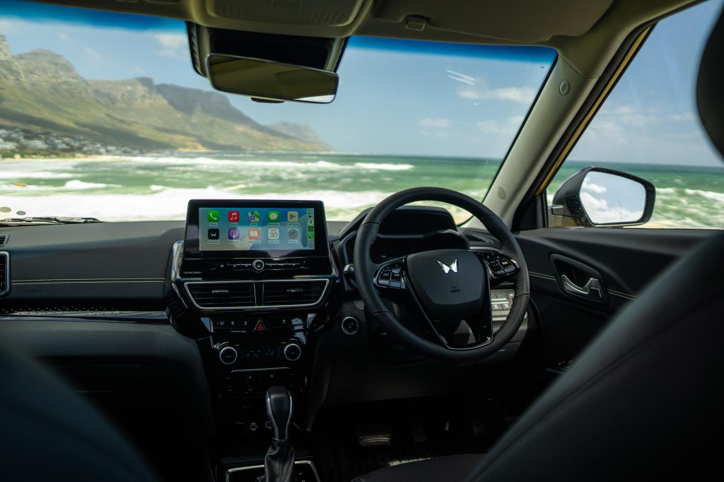 2025 XUV 3XO