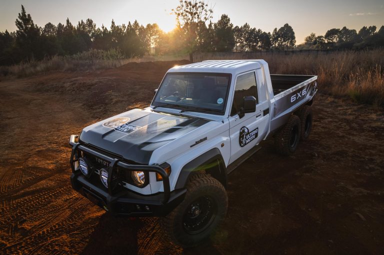 Ulterio Motiv,land cruiser,6x6