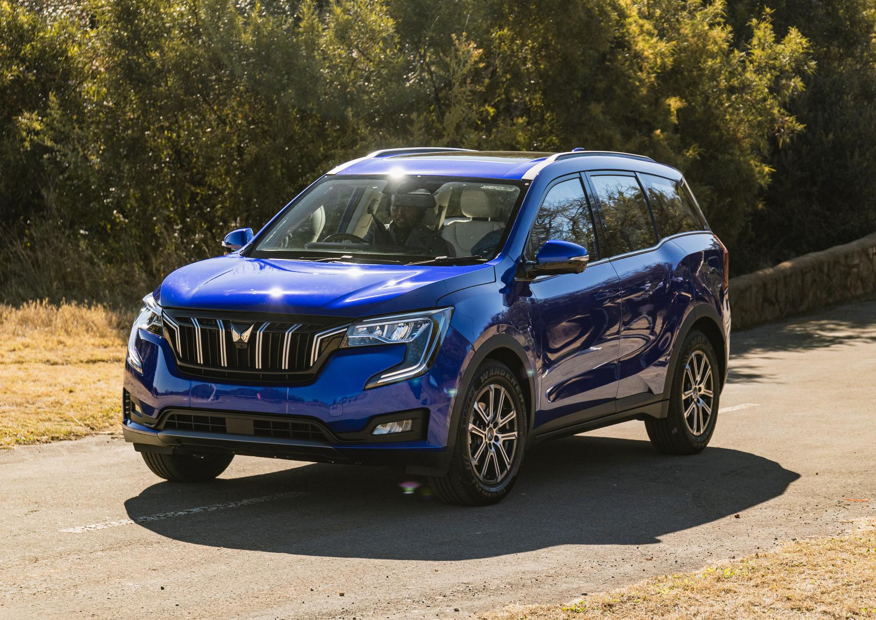 2025 Mahindra XUV700 AX7 L